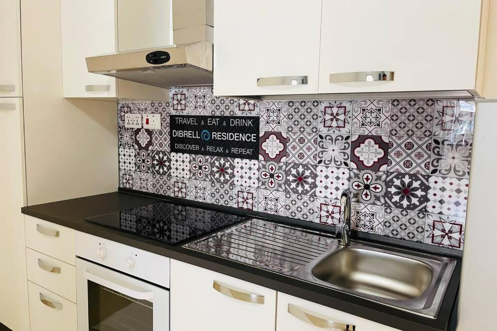 2 Bed Apt In Heart Of St Julians - 5Min From Seafront San Julián Exterior foto